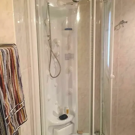 With 2 Bedrooms In Pesaro, With Wifi - 800 M From The Apartment Pesaro